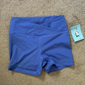 NWT Fleo V Waistband Athletic Shorts